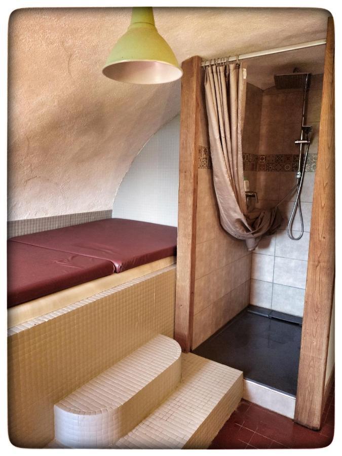 Oracines Du Calme Maison Helianthy Sanilhac  Екстер'єр фото