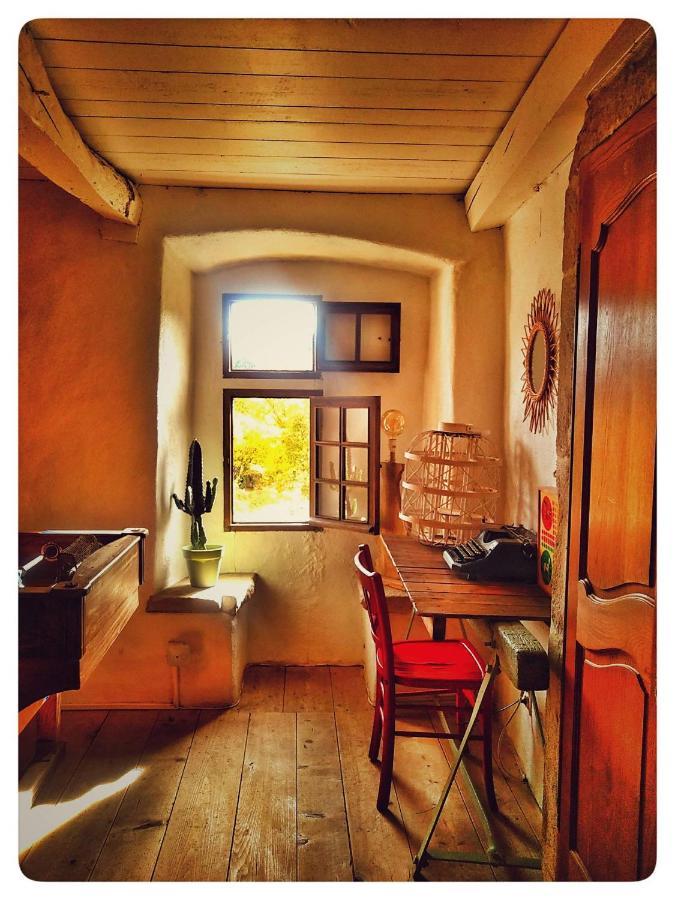 Oracines Du Calme Maison Helianthy Sanilhac  Екстер'єр фото